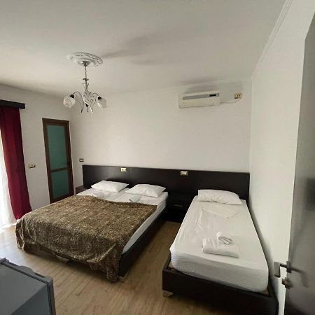 Centre Hotel Berat Kültér fotó