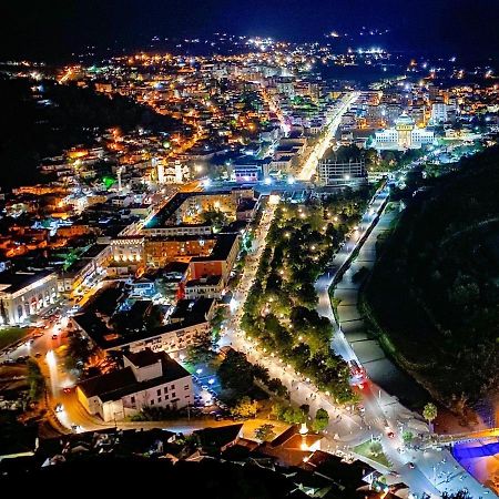 Centre Hotel Berat Kültér fotó
