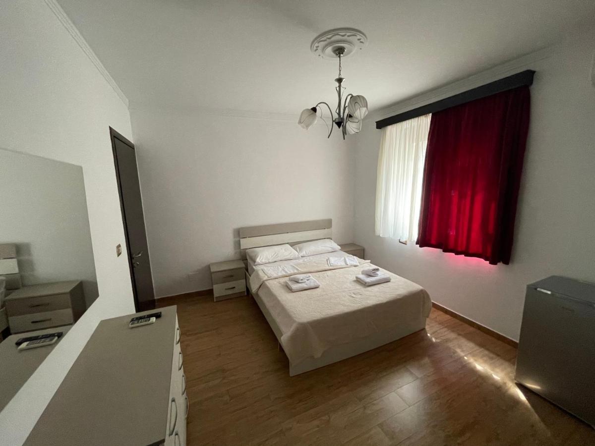 Centre Hotel Berat Kültér fotó